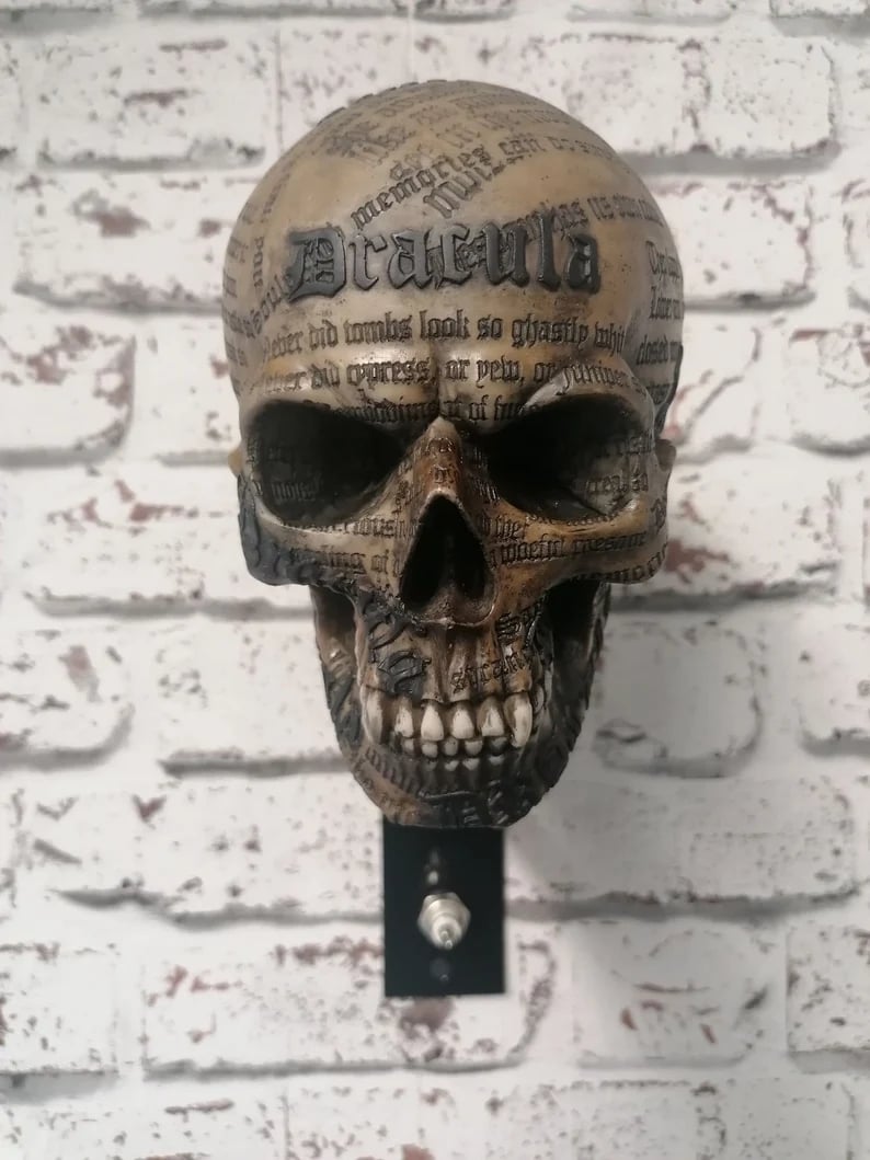 💀LAST DAY 50% OFF - 🏴‍☠️Motorcycle Helmet and Jacket Skull Holder