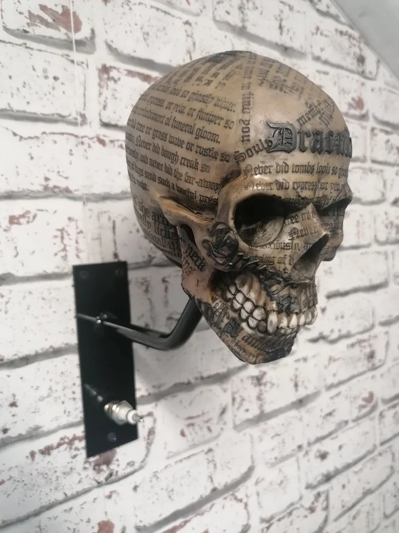 💀LAST DAY 50% OFF - 🏴‍☠️Motorcycle Helmet and Jacket Skull Holder