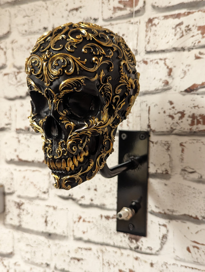 💀LAST DAY 50% OFF - 🏴‍☠️Motorcycle Helmet and Jacket Skull Holder